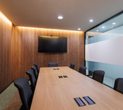 タツミトランスポートの会議室